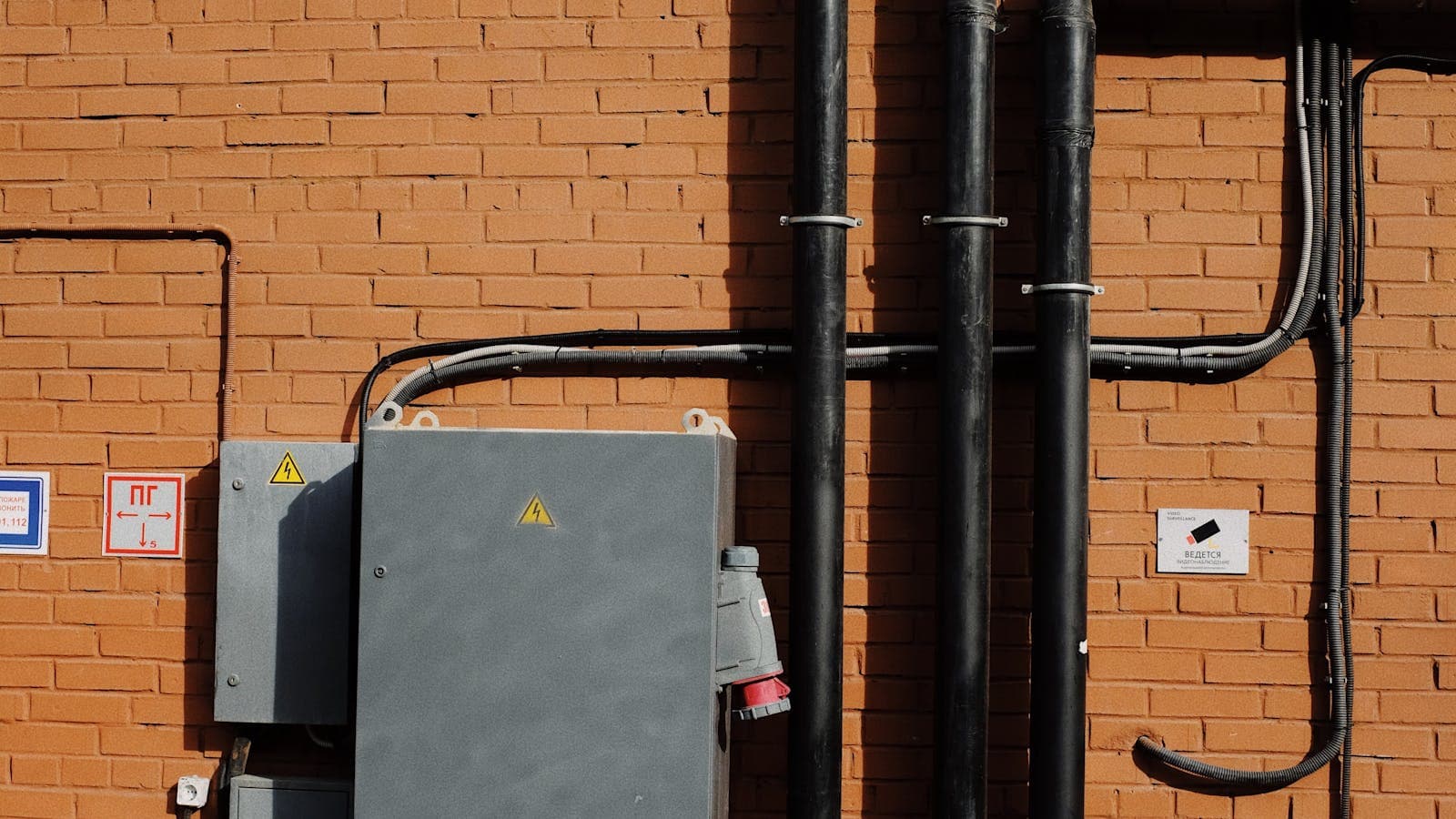 Solar Battery Sizing Guide — UAE