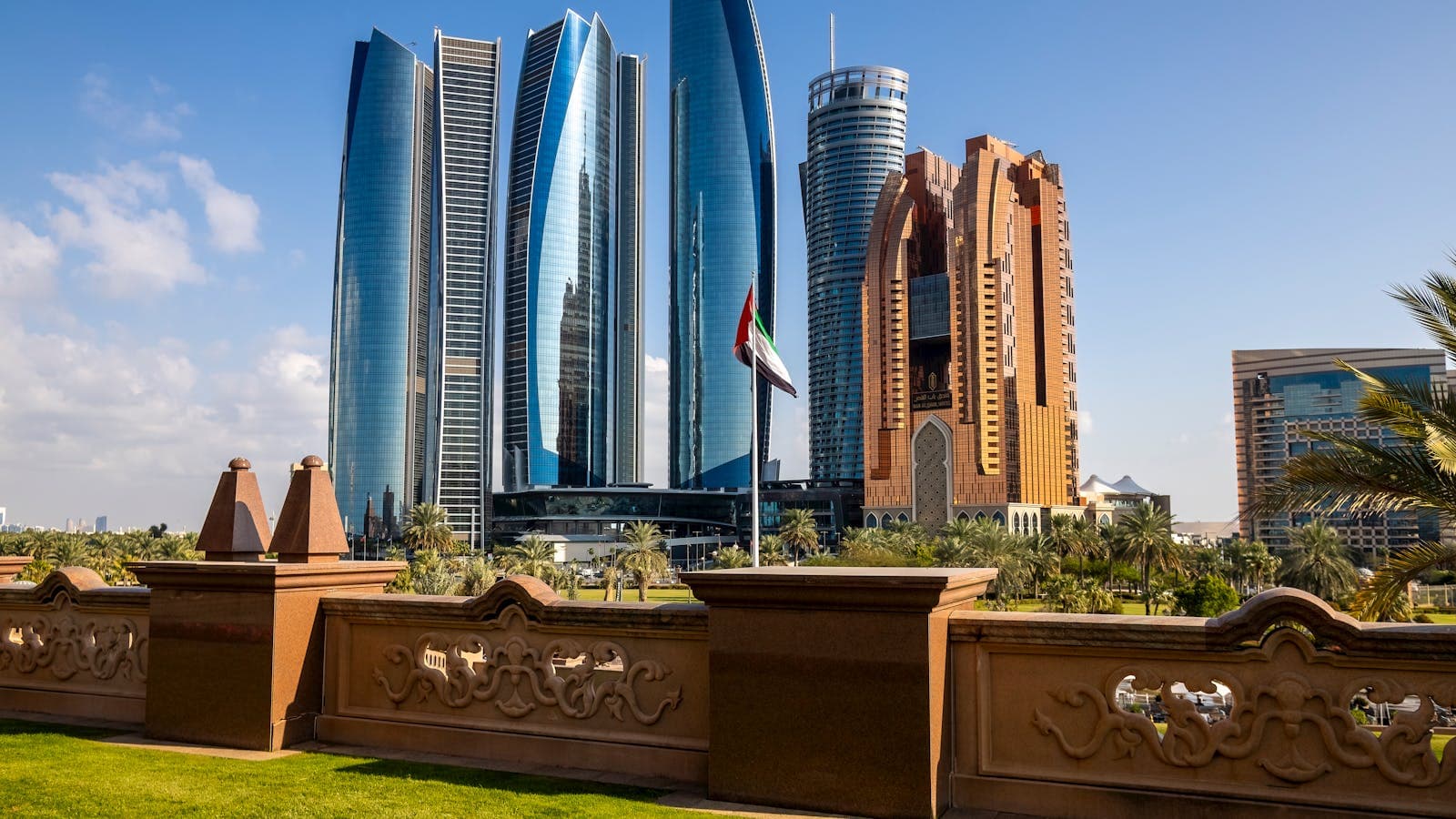 Solar Energy in Kuwait — Hot Climate Solutions